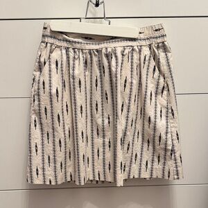 LOFT Cream and Black Patterned A-Line Skirt with pockets!